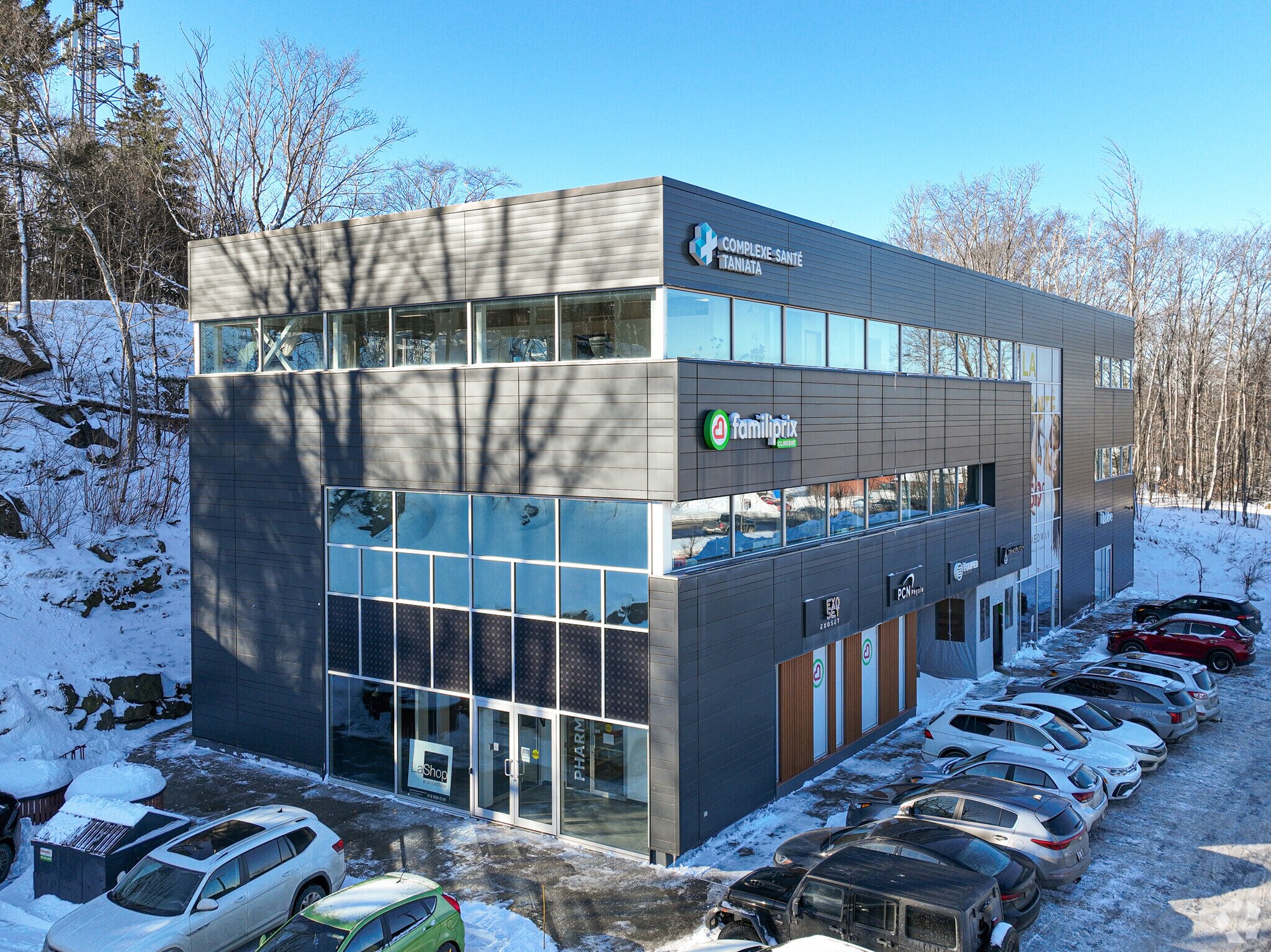 700 Av Taniata, Lévis, QC for lease Primary Photo- Image 1 of 7