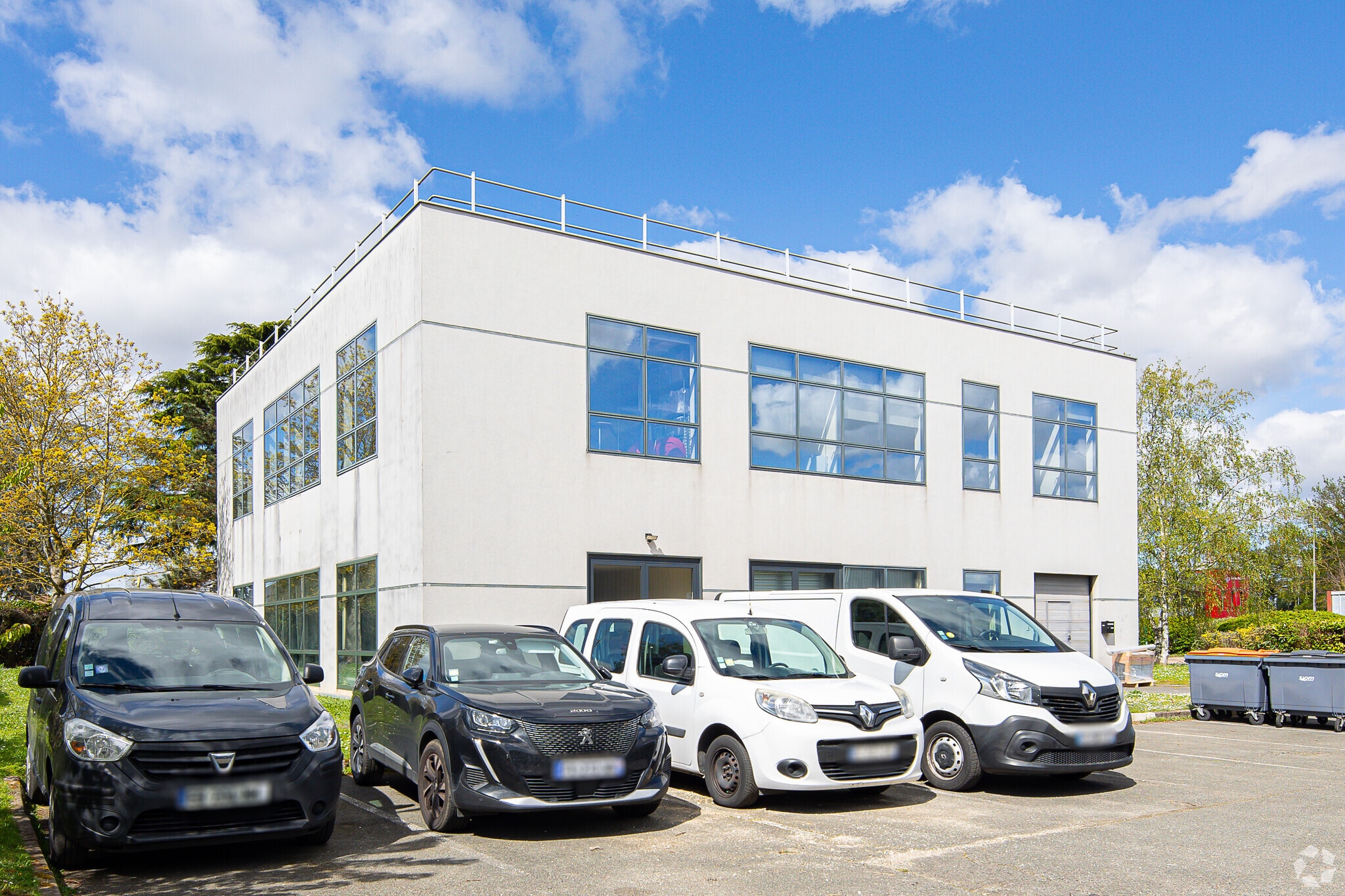 Flex dans Les Ulis à louer Photo principale- Image 1 de 3