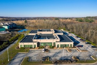 320 Cardinal Dr, St Charles, IL - AERIAL  map view - Image1