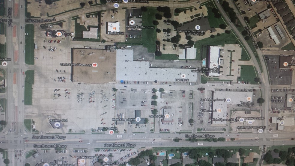 2708 Southwest Pky, Wichita Falls, TX à louer - Photo du bâtiment - Image 2 de 4