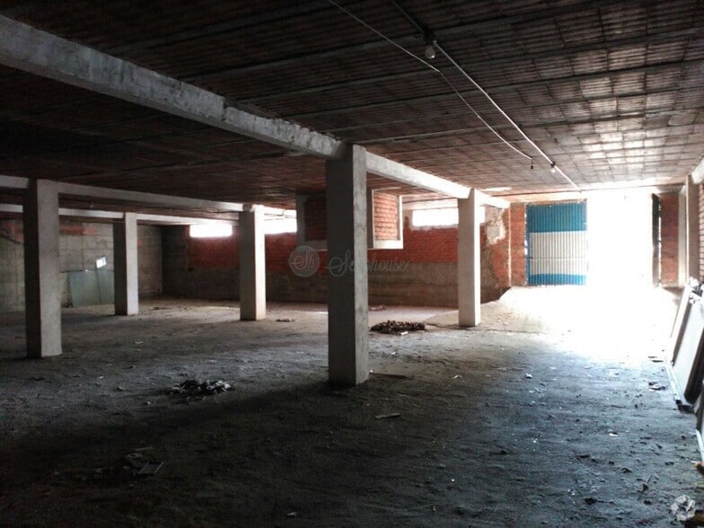 Retail in Segovia, Segovia for lease - Interior Photo - Image 1 of 1