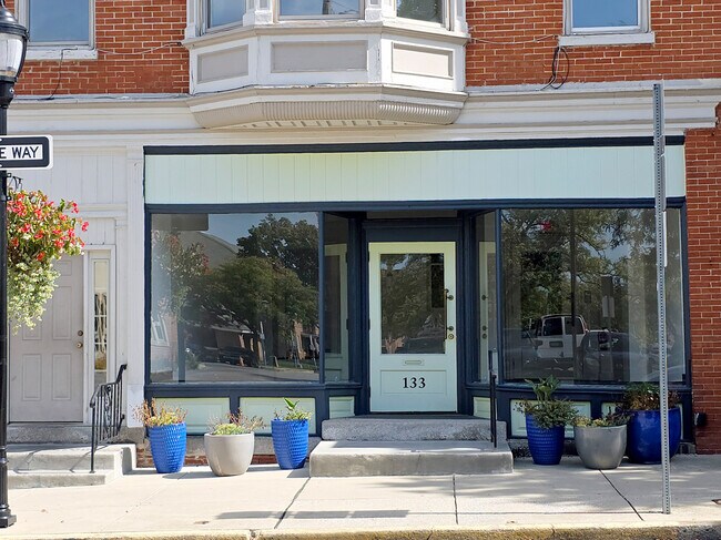 More details for 131-133 S Duke St, York, PA - Retail for Lease