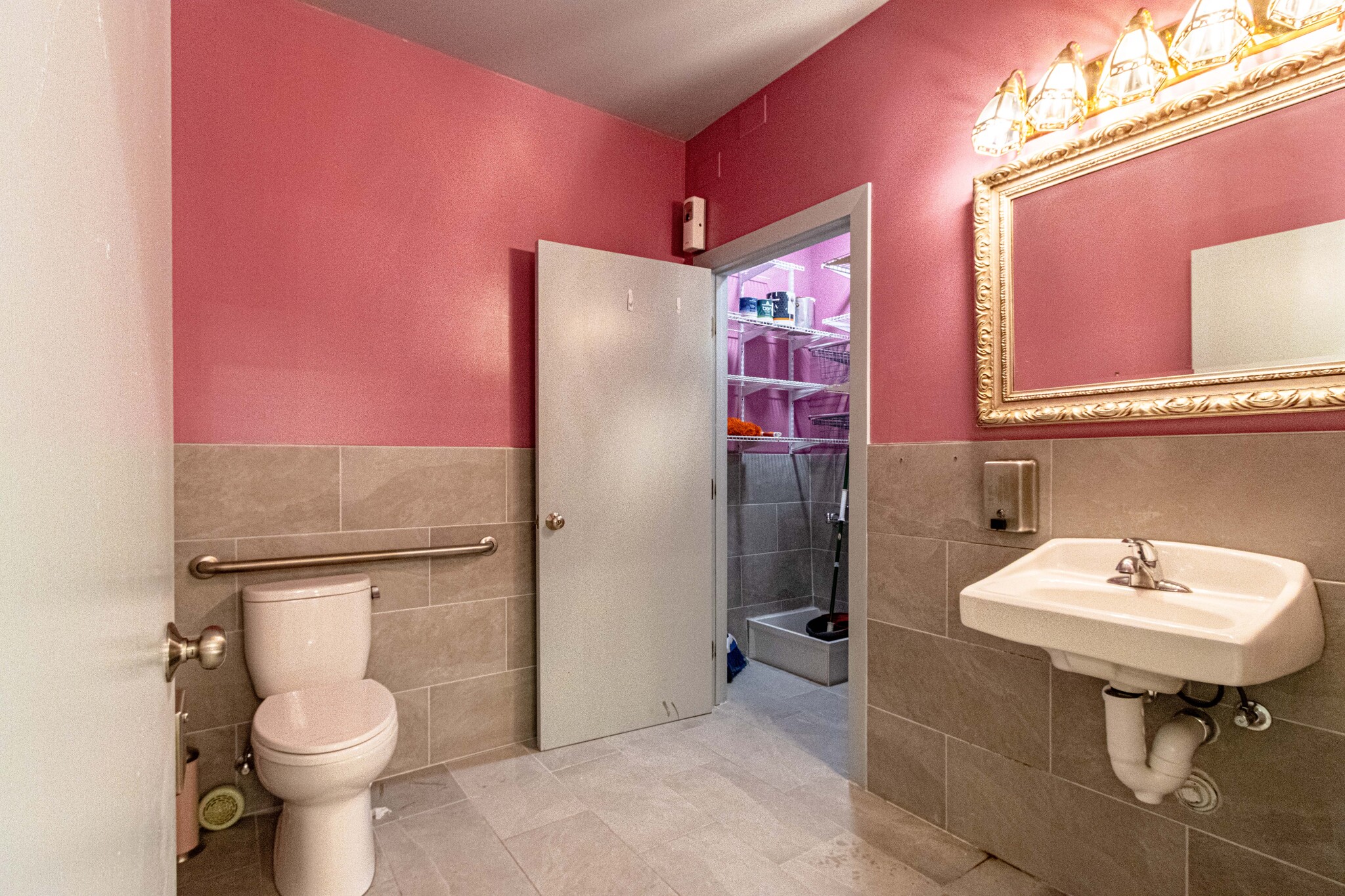 2100-2110 Sutter St, San Francisco, CA for lease Interior Photo- Image 1 of 8