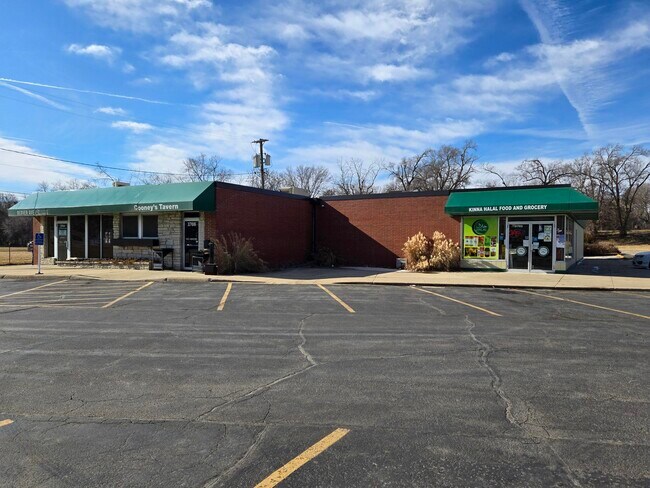 More details for 3702-3708 Beaver Ave, Des Moines, IA - Retail for Sale