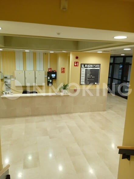 Bureau dans Alcalá de Henares, Madrid à louer - Photo intérieure - Image 3 de 5