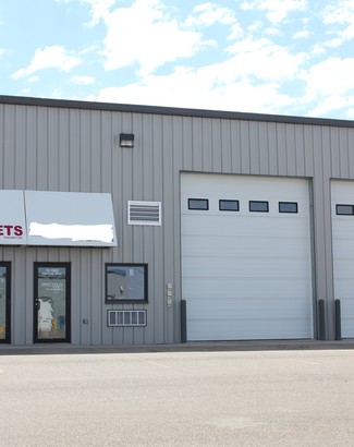 Plus de détails pour 1302 Dirkson Dr NE, Redcliff, AB - Industriel à vendre