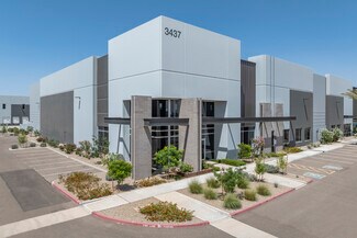 Plus de détails pour 3437 S Crismon Rd, Mesa, AZ - Industriel à louer