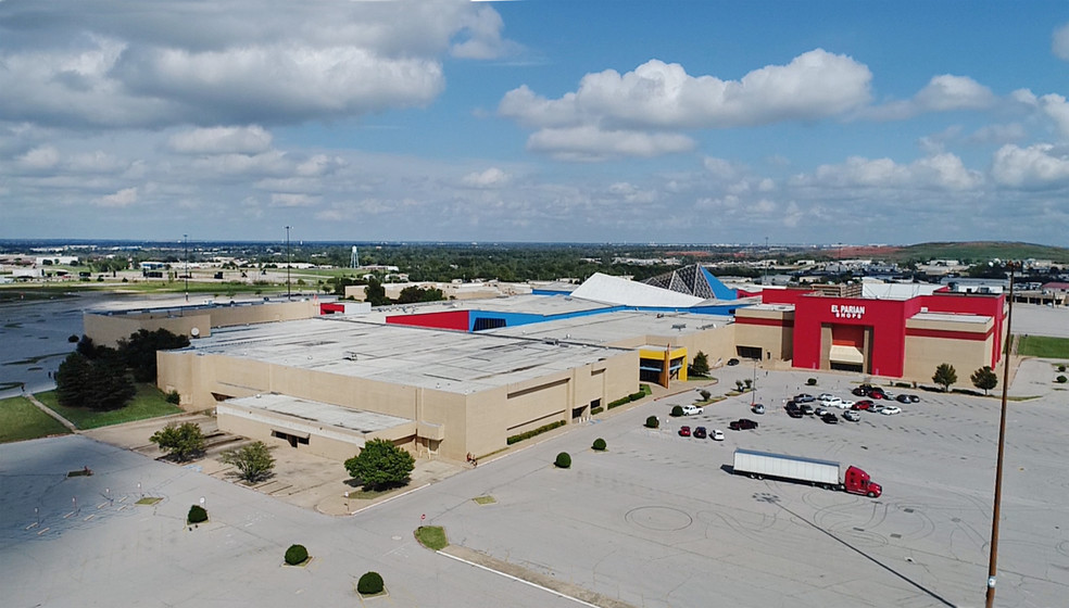 7000 Crossroads Mall Dr, Oklahoma City, OK à vendre - Photo principale - Image 1 de 1