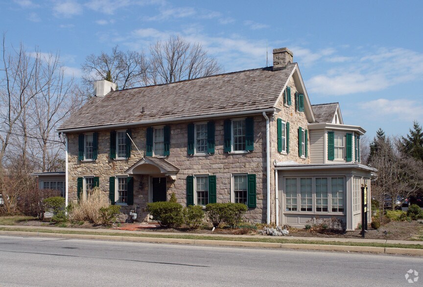 581 Skippack Pike, Blue Bell, PA à vendre - Photo du bâtiment - Image 1 de 15