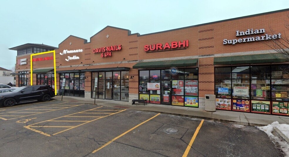 1040-1060 S Sutton Rd, Streamwood, IL à louer - Photo du bâtiment - Image 3 de 10