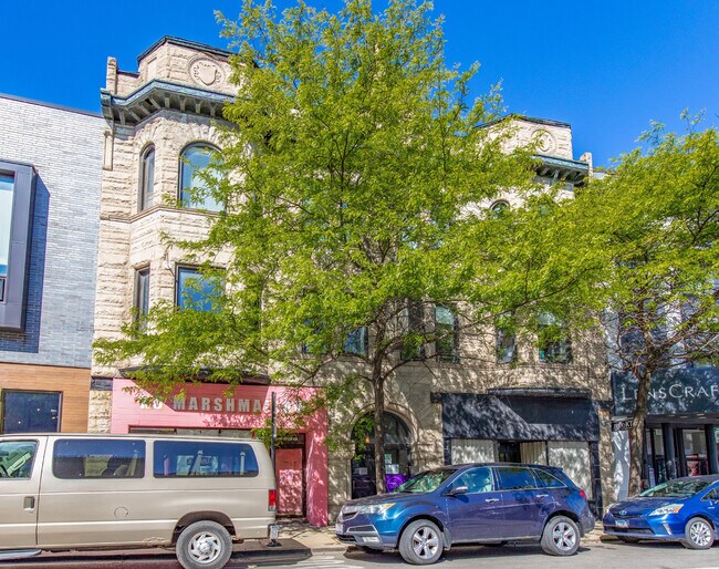 Plus de détails pour 2730-2732 N Clark St, Chicago, IL - Bureau à louer