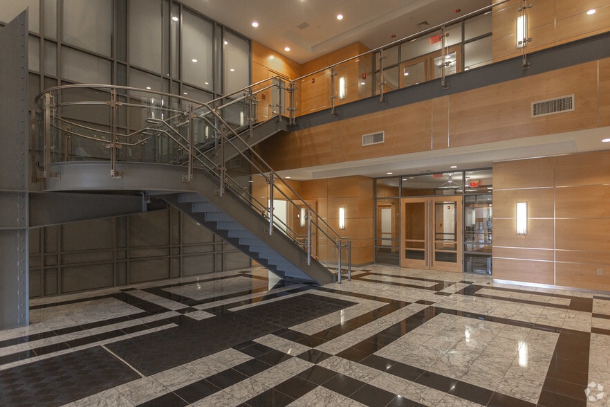 100 Crowley Dr, Marlborough, MA for lease - Interior Photo - Image 3 of 4