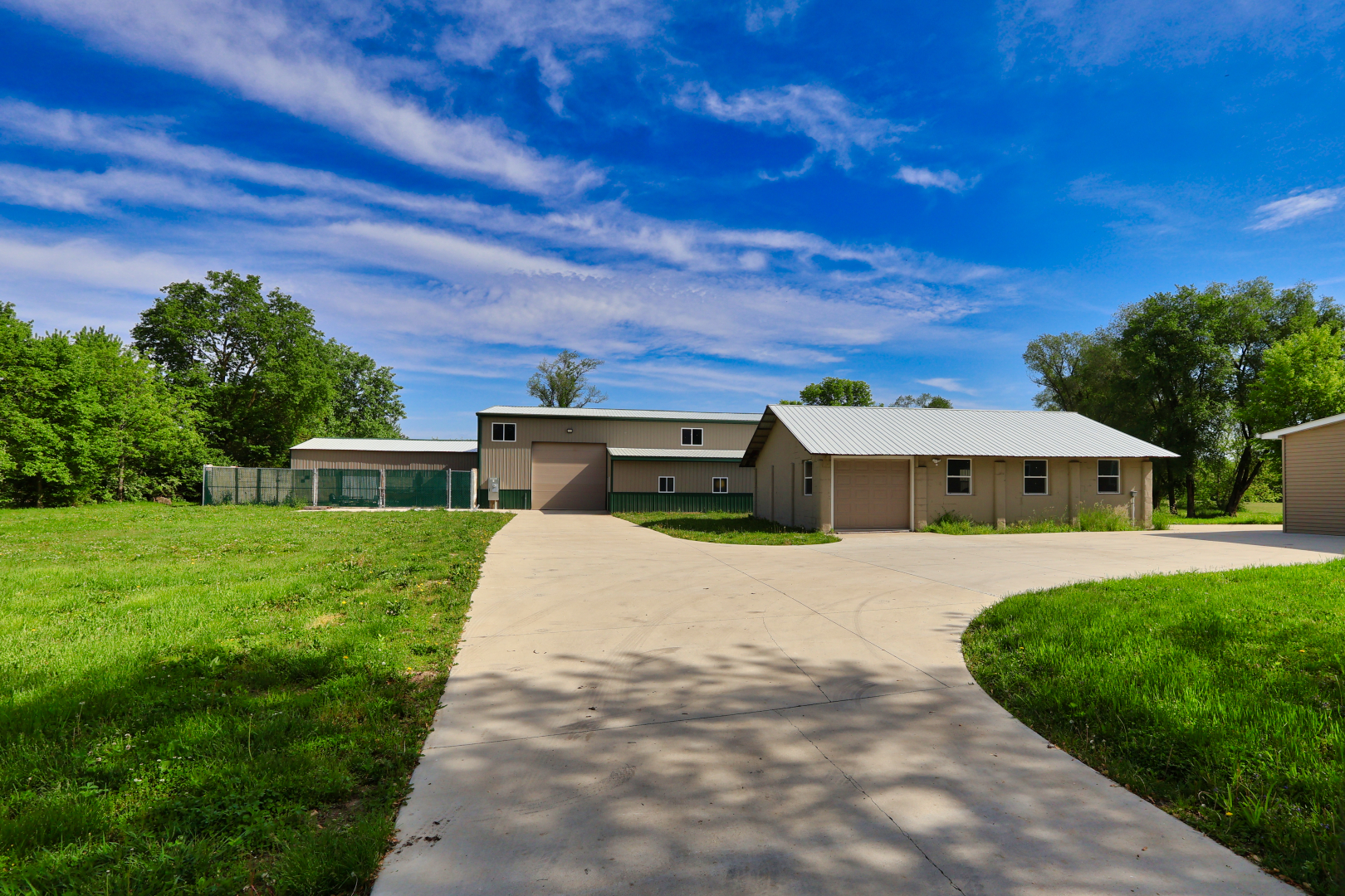 9619 Corneils Rd, Bristol, IL for sale Building Photo- Image 1 of 46