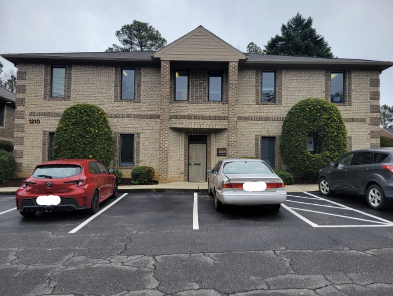 1210 SE Maynard Rd, Cary, NC for lease - Building Photo - Image 2 of 5