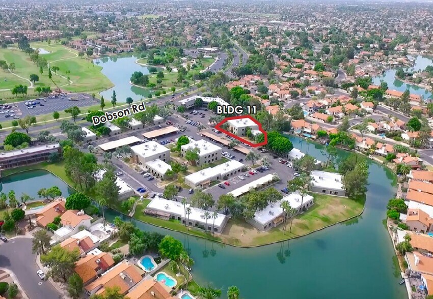 2222 S Dobson Rd, Mesa, AZ à louer - Photo du bâtiment - Image 2 de 19