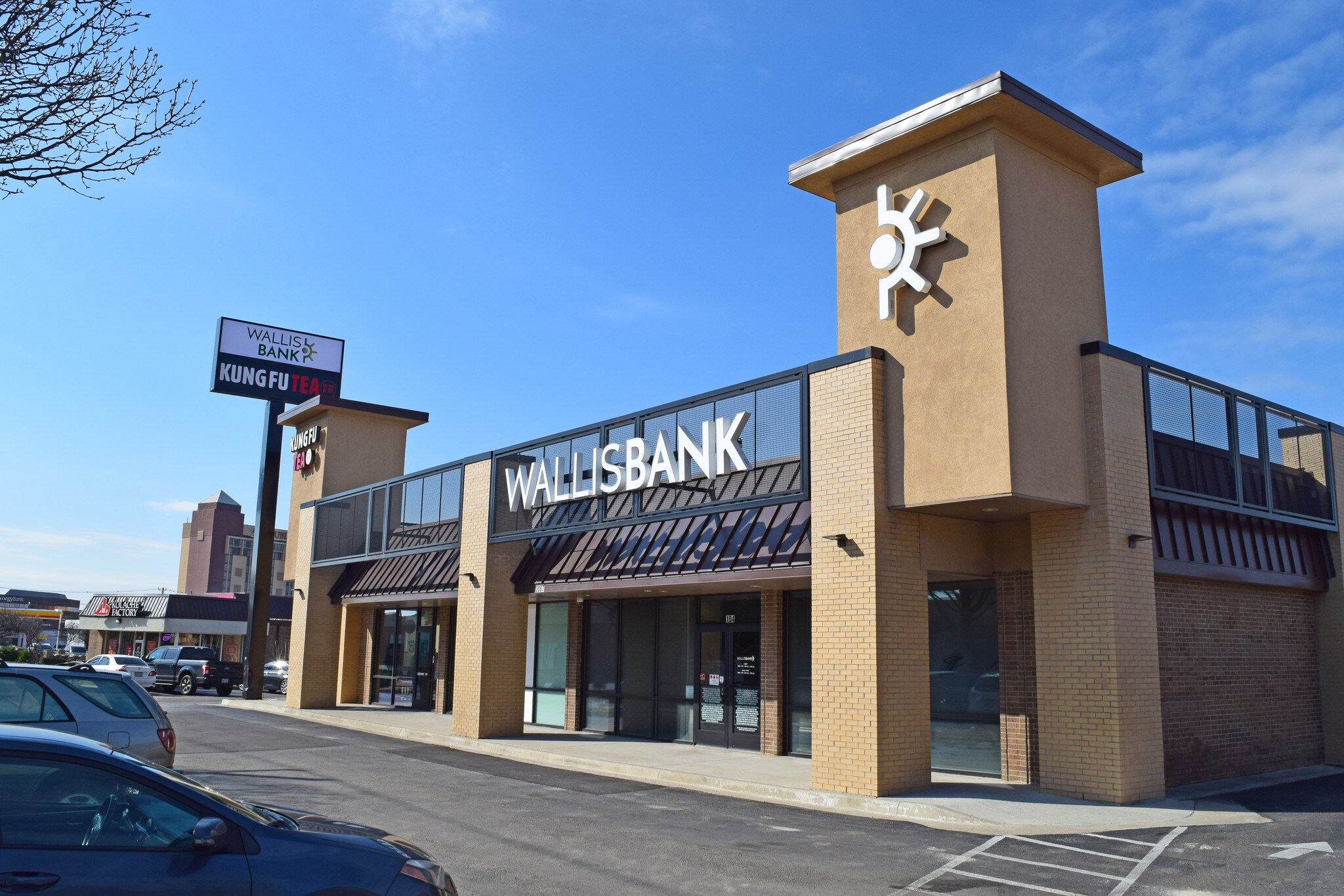 2067 N Central Expy, Richardson, TX for sale Primary Photo- Image 1 of 3