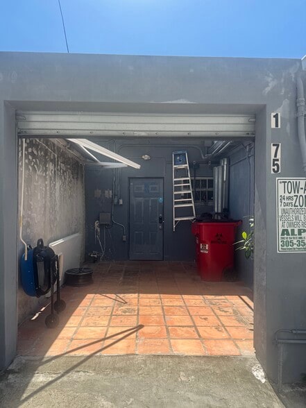 1673-1675 NE 123rd St, North Miami, FL for lease - Building Photo - Image 3 of 4