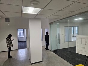 5901 W Century Blvd, Los Angeles, CA à louer Photo intérieure- Image 2 de 3