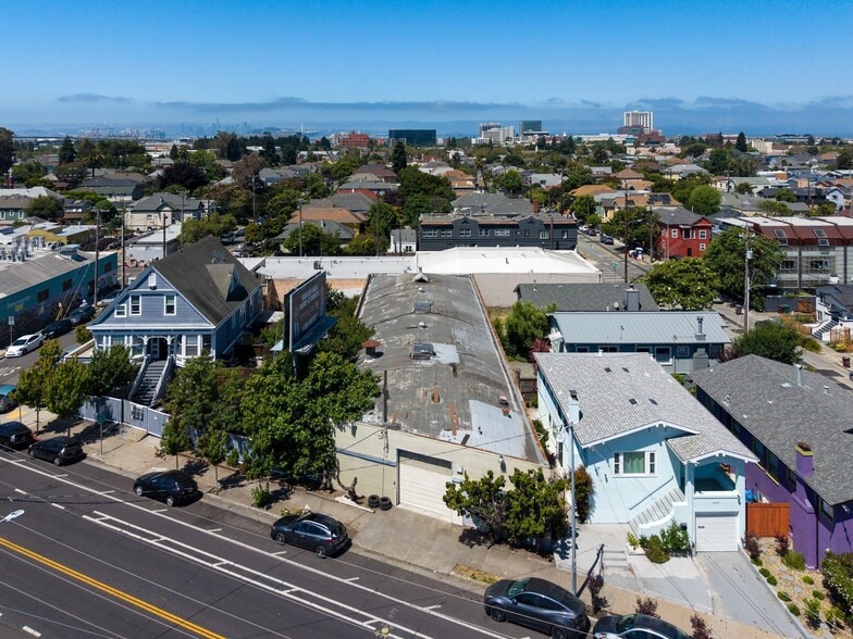 5417 Adeline St, Oakland, CA à vendre - Photo du bâtiment - Image 3 de 29