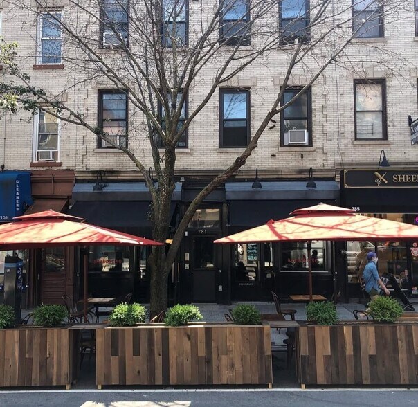 781 Franklin Ave, Brooklyn, NY à louer - Photo du bâtiment - Image 3 de 11