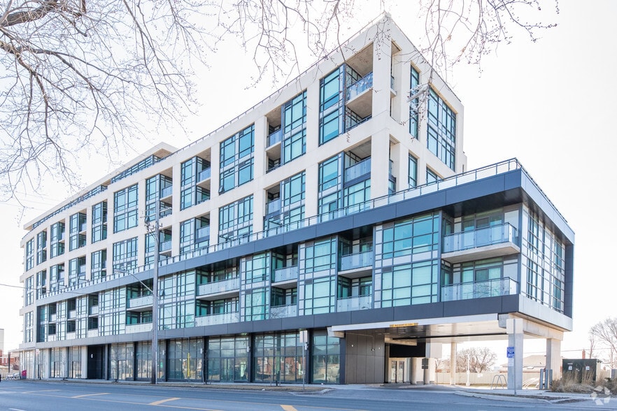 2522-2542 Keele St, Toronto, ON à vendre - Photo du bâtiment - Image 3 de 3