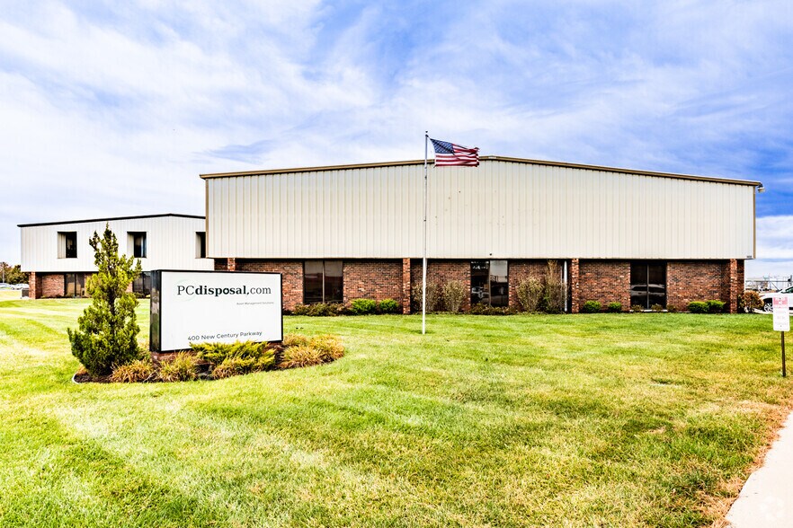 400 New Century Pky, New Century, KS à vendre - Photo principale - Image 1 de 5