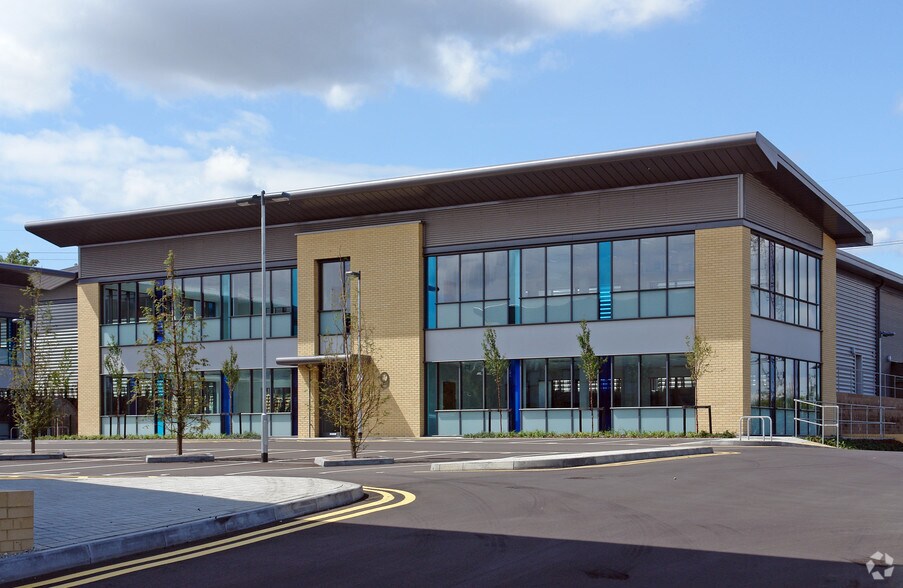 9 Waterside Ct, Dartford à louer - Photo du bâtiment - Image 2 de 4