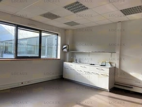 Bureau dans Cergy à louer Photo intérieure- Image 1 de 5