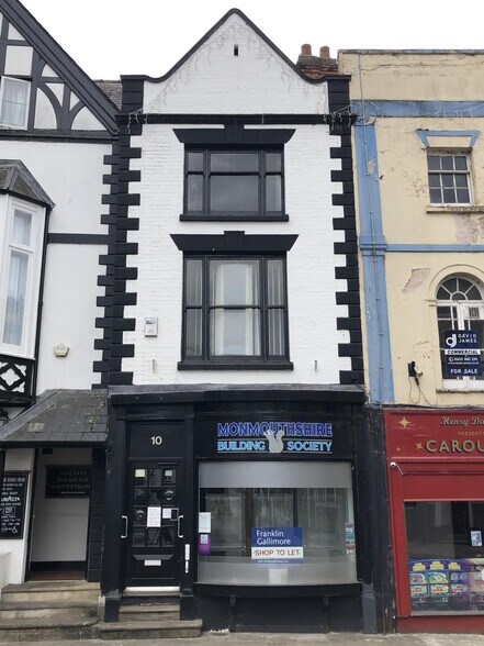 10 Agincourt Sq, Monmouth à louer - Photo du bâtiment - Image 2 de 2