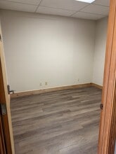 320 N 1st St, Hamilton, MT for lease Interior Photo- Image 1 of 2