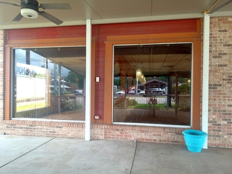 2750 S 3rd St, Terre Haute, IN for lease - Building Photo - Image 1 of 9
