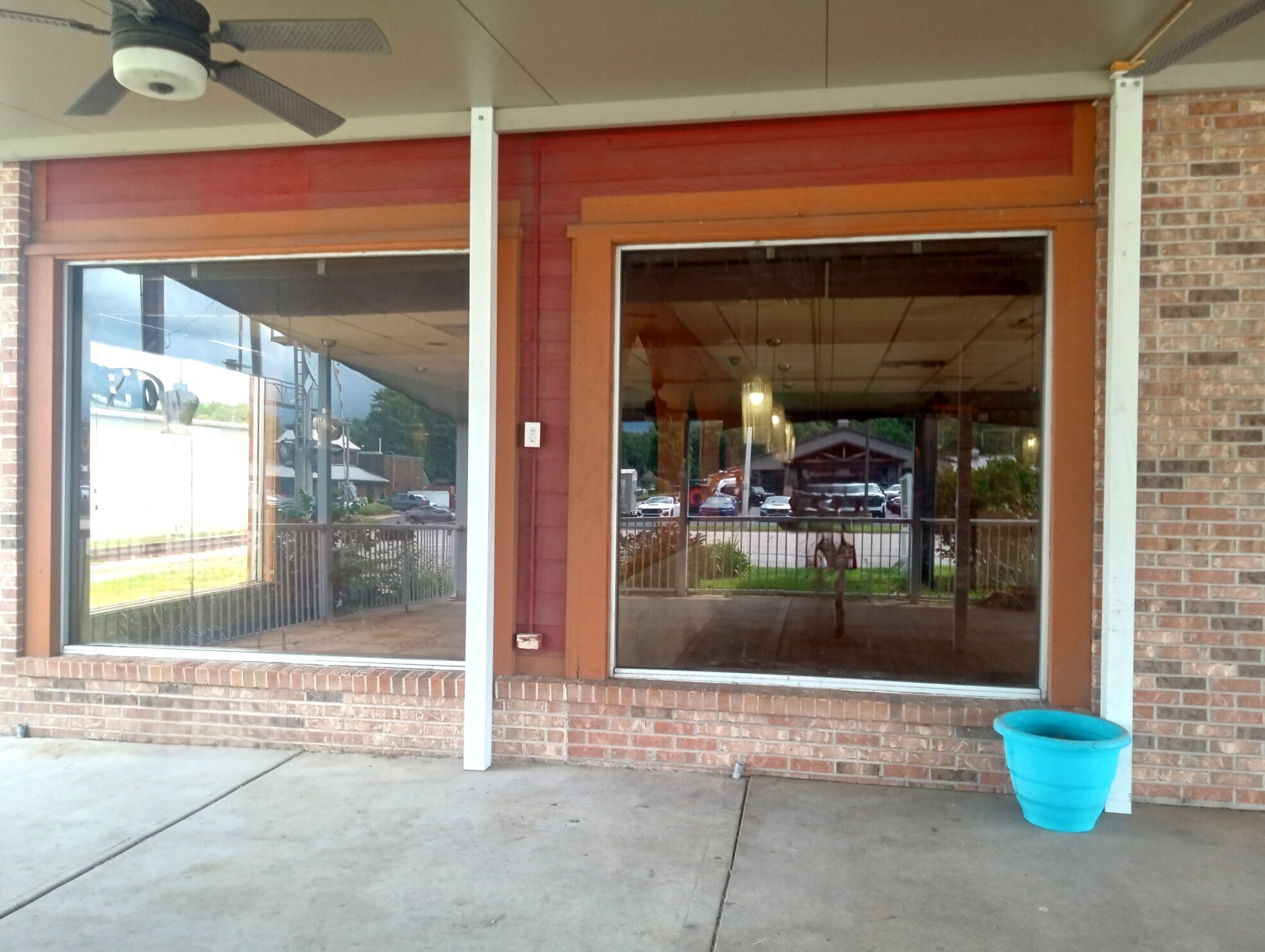 2750 S 3rd St, Terre Haute, IN for lease Building Photo- Image 1 of 10