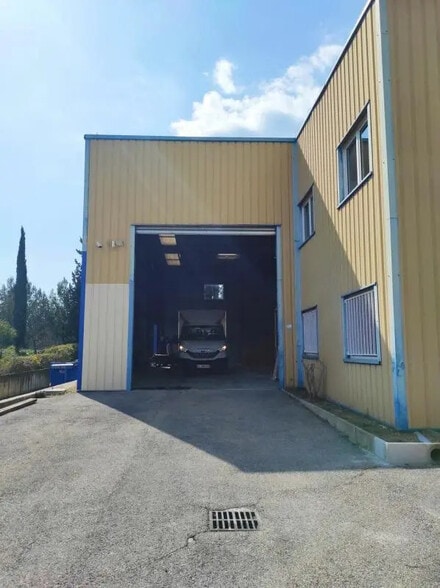 2 Rue André Marie Ampère, Velaux for lease - Building Photo - Image 2 of 4