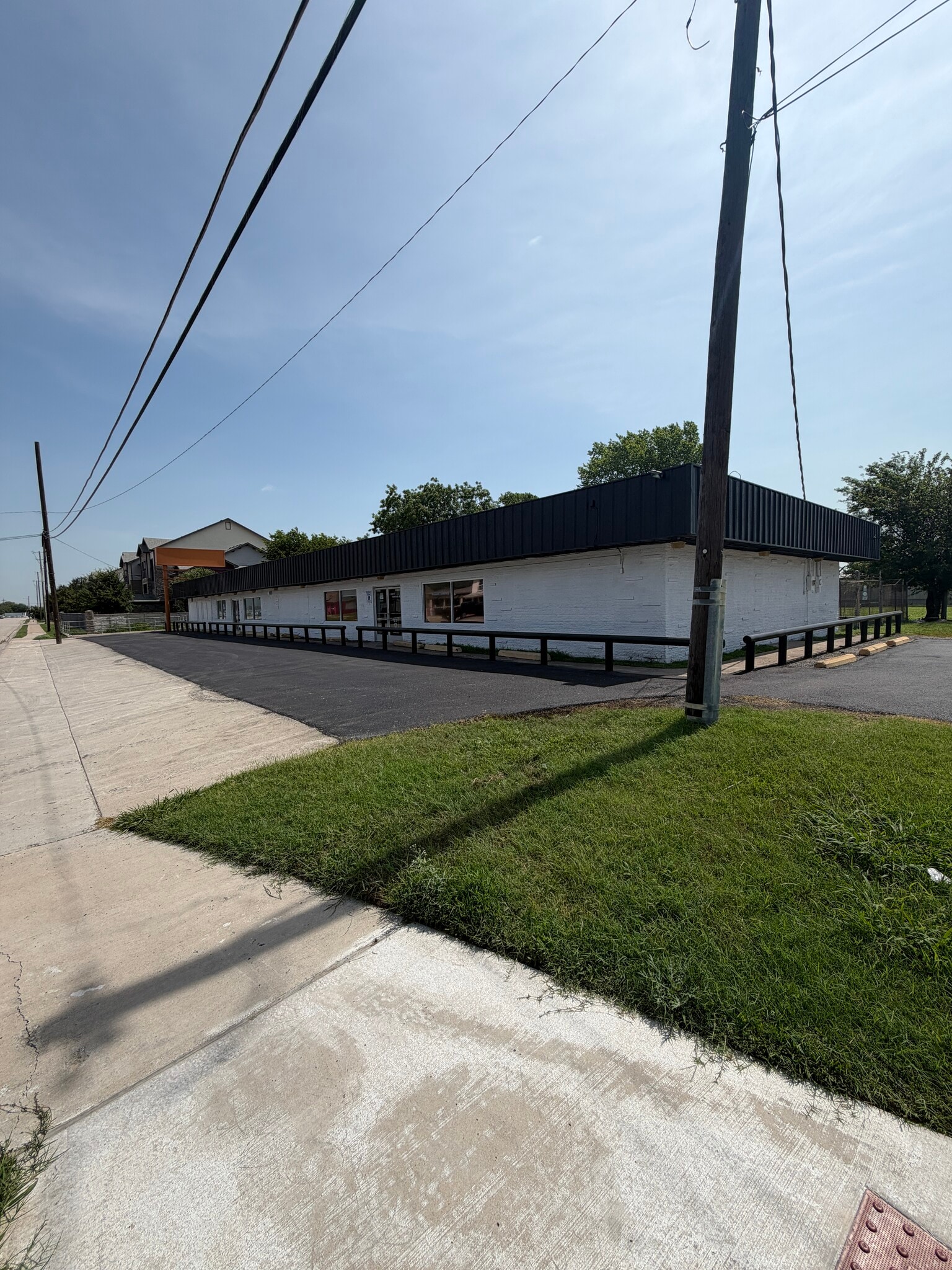1010 N Tennessee St, McKinney, TX for sale Building Photo- Image 1 of 17
