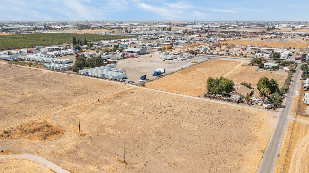 2735 S Willow Ave, Fresno, CA for sale - Building Photo - Image 1 of 2