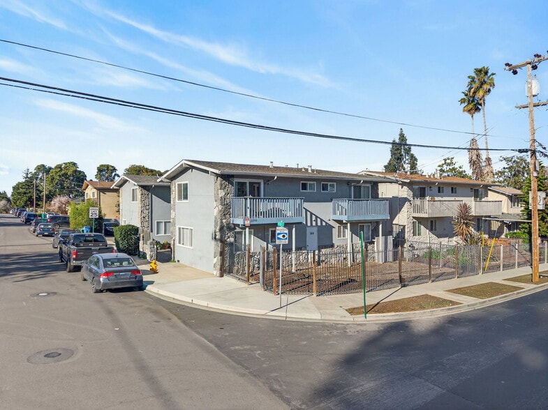 22798 Vermont St, Hayward, CA à vendre - Photo du bâtiment - Image 2 de 25