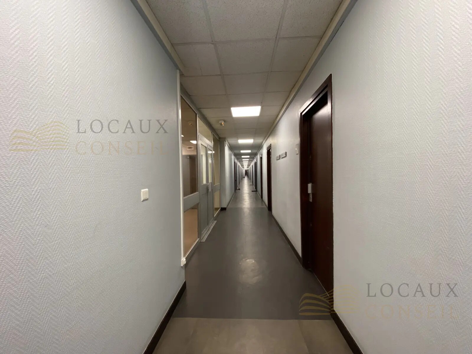 Bureau dans Sarcelles à vendre Photo du bâtiment- Image 1 de 6