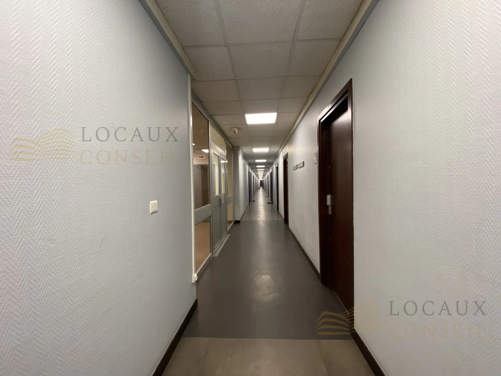 Bureau dans Sarcelles à vendre Photo intérieure- Image 1 de 6