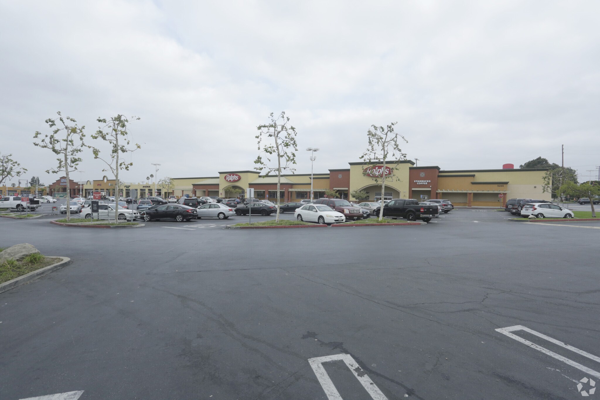 5233-5399 W Centinela Ave, Los Angeles, CA for lease Primary Photo- Image 1 of 4