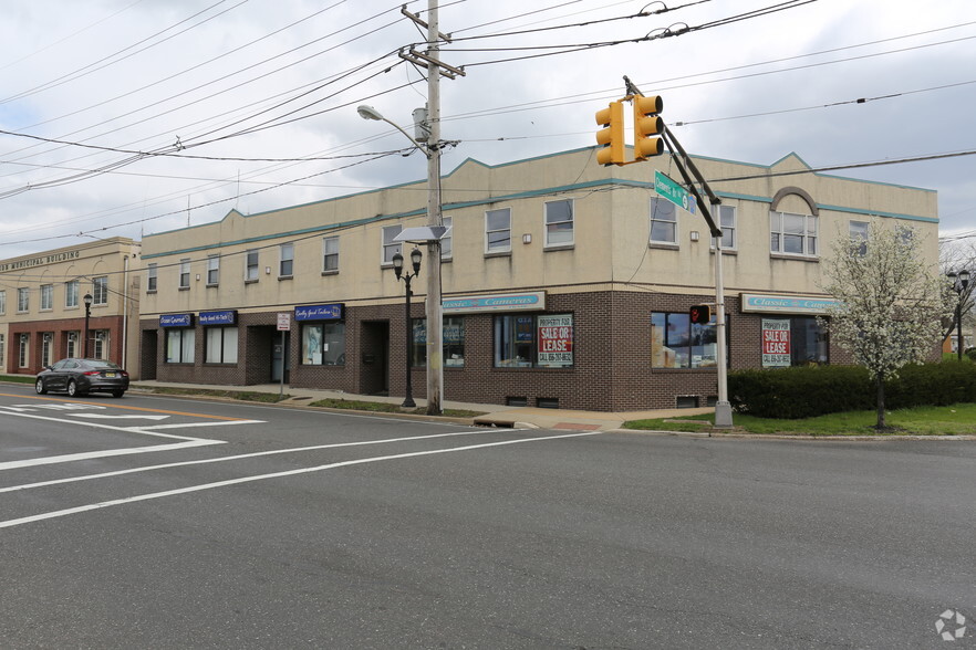 6 N Black Horse Pike, Runnemede, NJ for sale - Primary Photo - Image 1 of 1