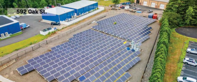 592 Oak St, East Bridgewater, MA à vendre - Photo du bâtiment - Image 3 de 4