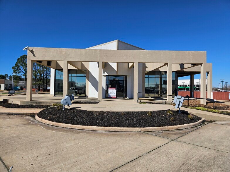 8727 Business Park Dr, Shreveport, LA à louer - Photo du bâtiment - Image 1 de 10