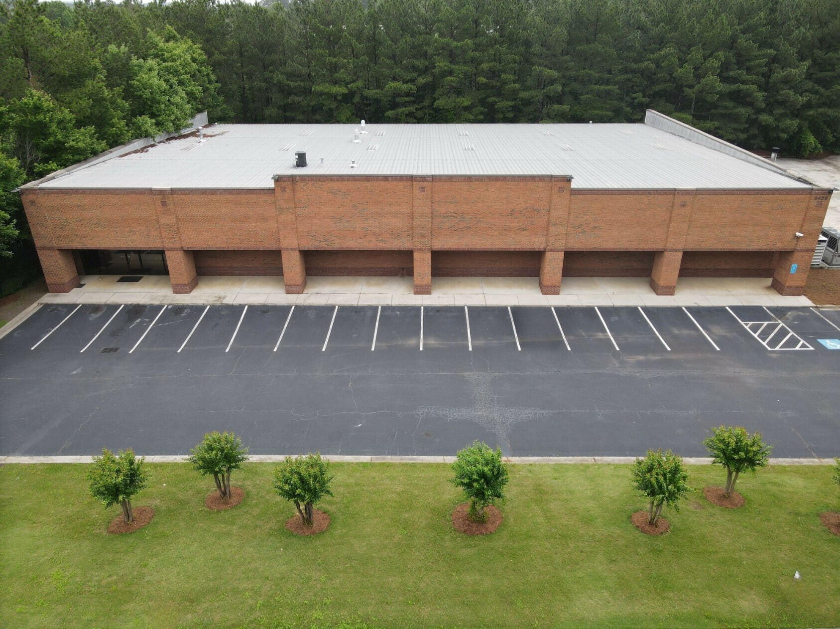 3425 Martin Farm Rd, Suwanee, GA à vendre Photo du bâtiment- Image 1 de 1