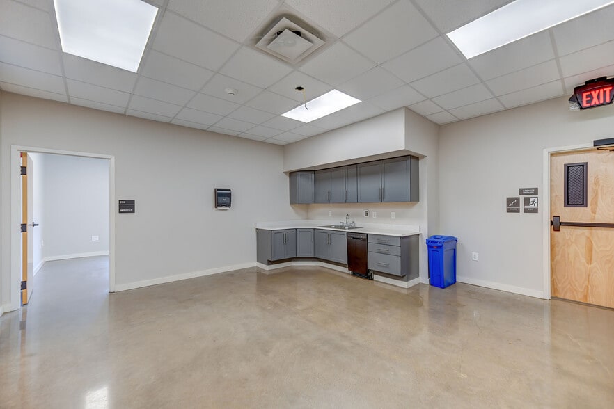 1025 Alliance Park Dr, Bloomsburg, PA à louer - Photo du bâtiment - Image 3 de 36