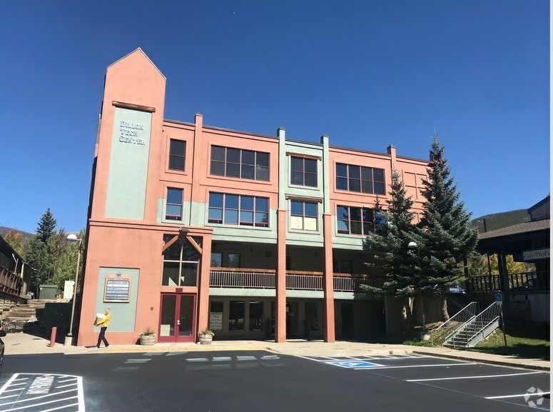 114 Village Pl, Dillon, CO à vendre - Photo principale - Image 1 de 1