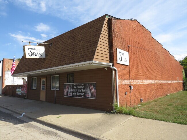 Plus de détails pour 316 N Main St, Seneca, IL - Commerce de détail à vendre