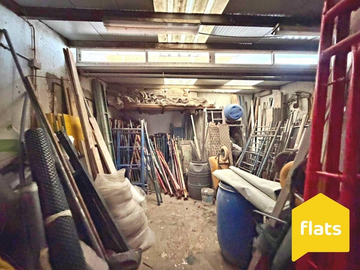 Santa Coloma de Gramenet, BAR 08921 - Unit 1 -  - Interior Photo - Image 1 of 2