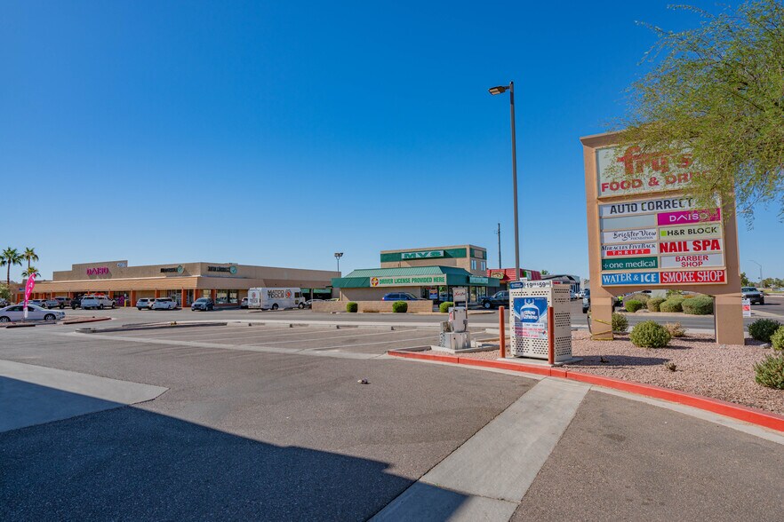 4315-4357 W Bell Rd, Glendale, AZ à louer - Photo du bâtiment - Image 3 de 6