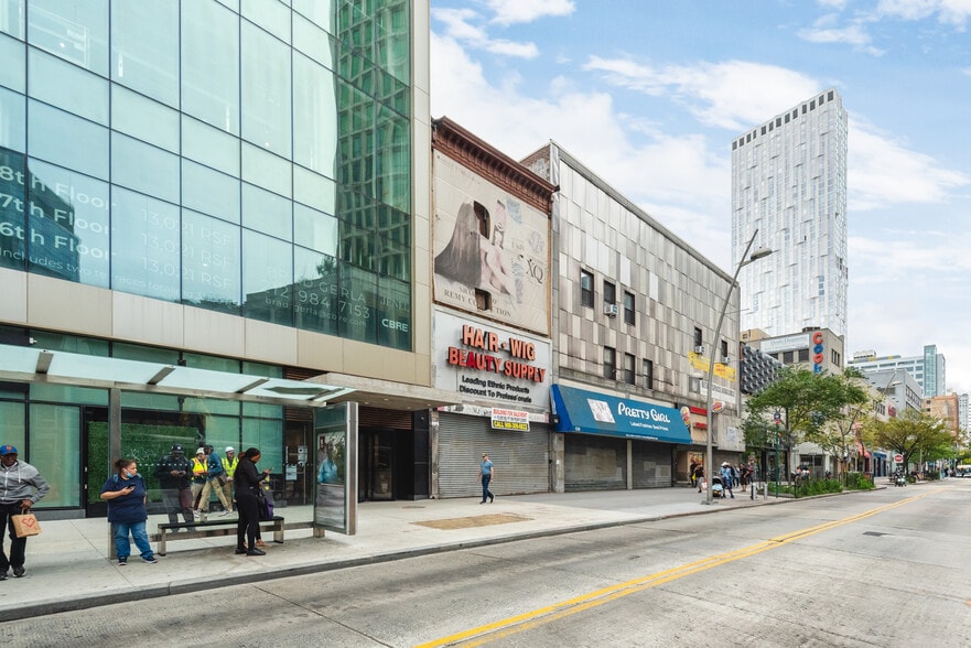 530 Fulton St, Brooklyn, NY for sale - Building Photo - Image 3 of 10