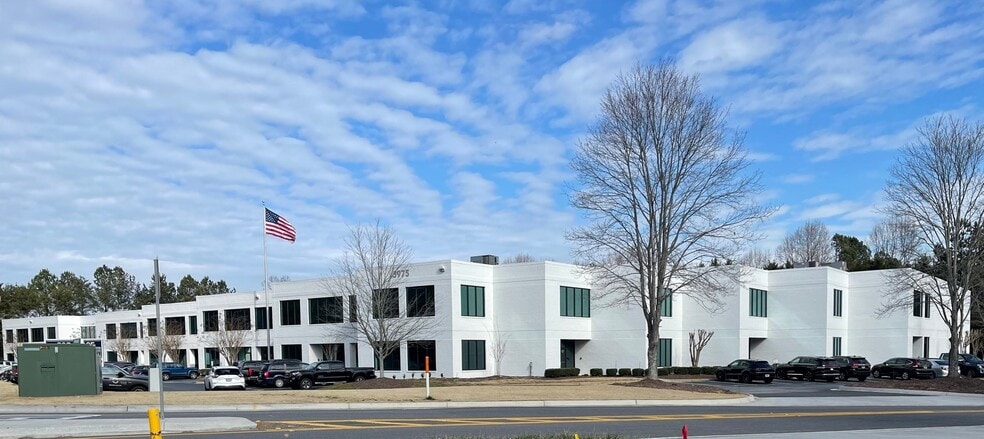 5975 Shiloh Rd, Alpharetta, GA for sale - Building Photo - Image 3 of 18